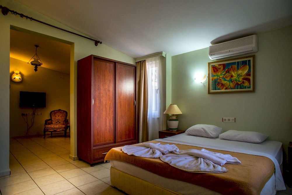 Bade Hotel Kemer Exterior foto
